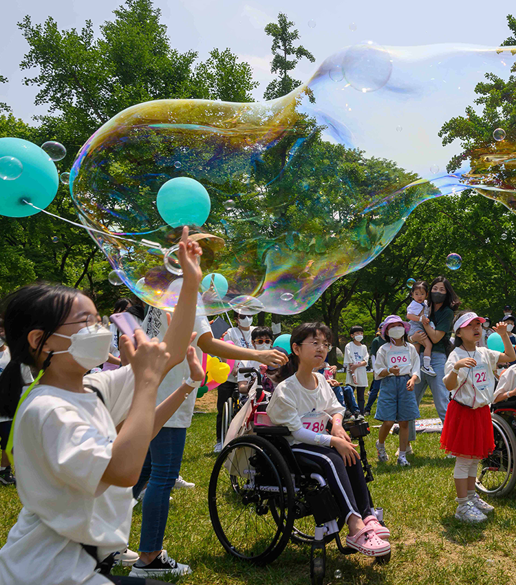 This is the image of various social contribution activities1 of sangsangin.